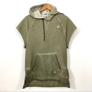REEBOK Short Sleeve Hoodie